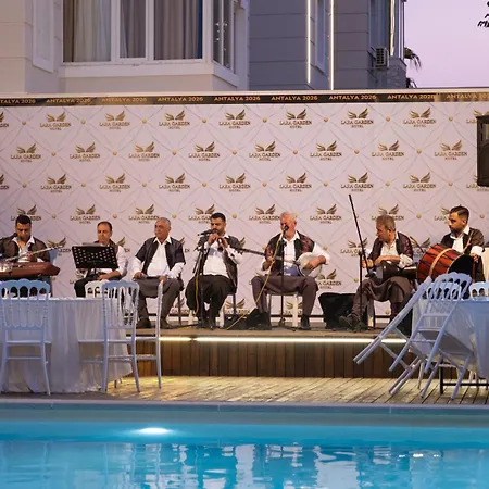 Hotel Lara Garden