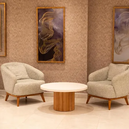Hotel Lara Garden 4*
