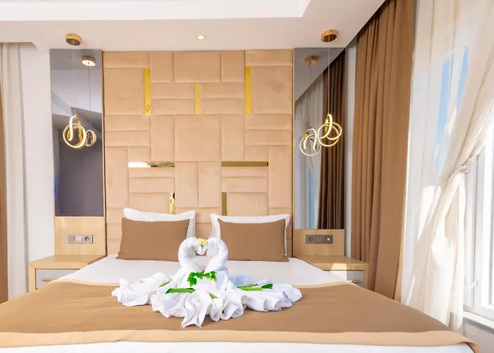 Lara Garden Hotel