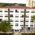 فندق Lara Garden 4*