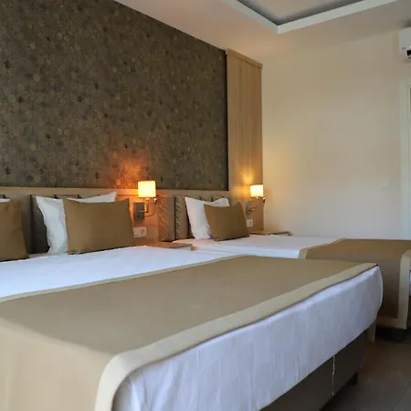 Lara Garden Butik Hotel 2*