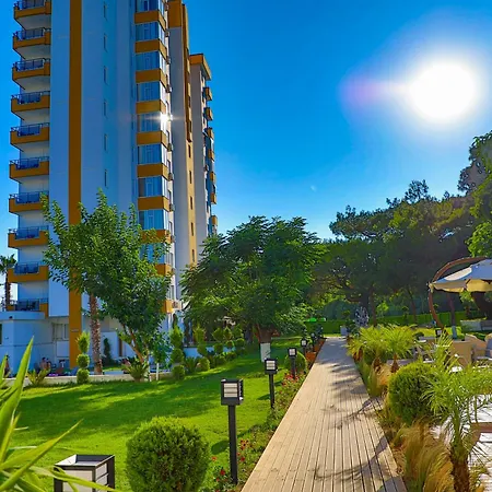 Ξενοδοχείο Lara Garden 2*