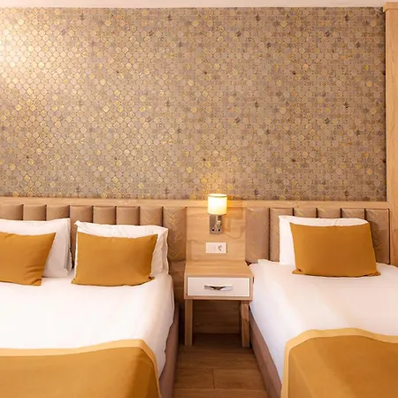 Lara Garden Butik Hotel 2*